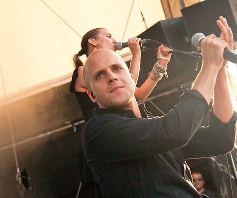 Konzertaufnahme, Milow, 24.06.2010, Kiel, Unser Norden-Bühne