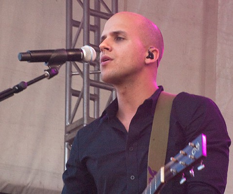 Konzertaufnahme, Milow, 24.06.2010, Kiel, Unser Norden-Bühne