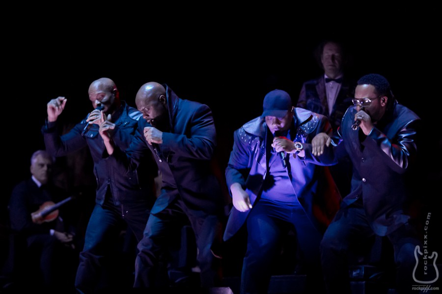 Naturally 7, 08.12.2012, Hamburg, O2 World