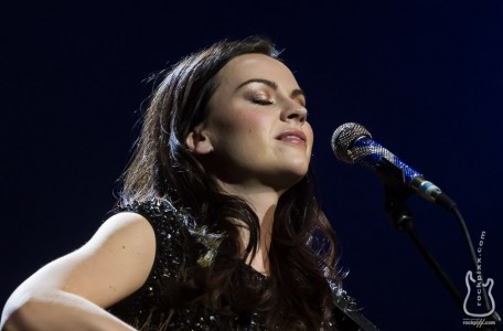 Amy Macdonald, 20.12.2013, Hamburg, AIDA Night of the Proms 2013, O2 World