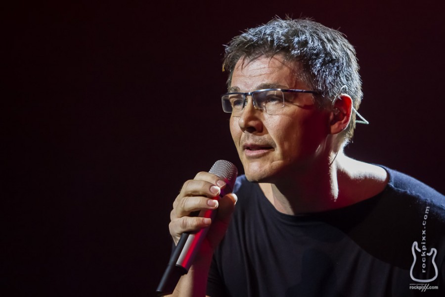 Morten Harket (a-ha), 20.12.2013, Hamburg, AIDA Night of the Proms 2013, O2 World